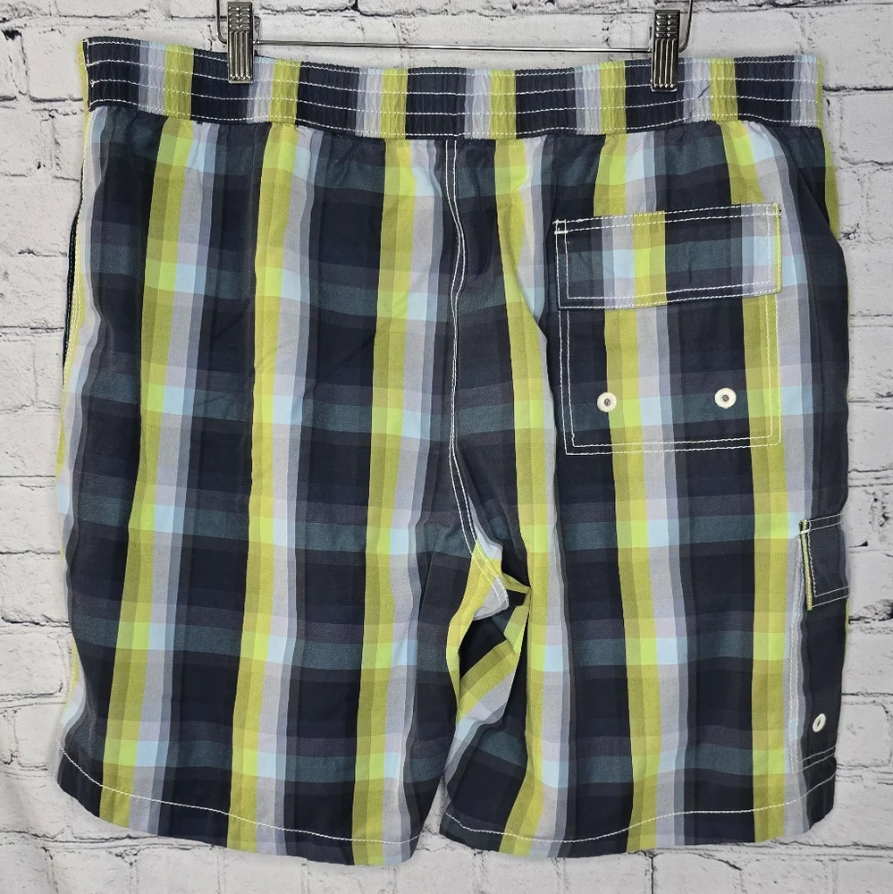 Tommy‎ Bahama Men's Plaid Swim Shorts Size XL